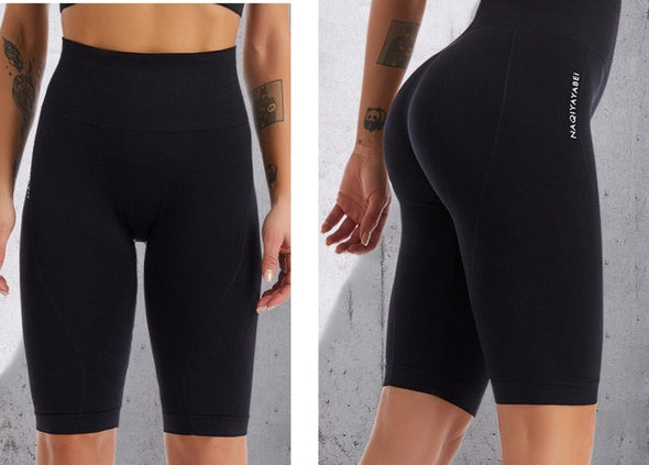 THE SHAPELY Black Workout Capri