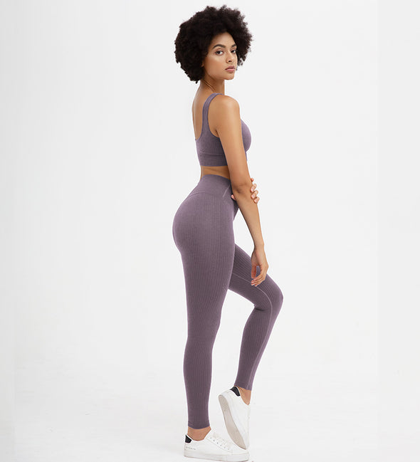 THE RADIANT P Sports Tops / Leggings