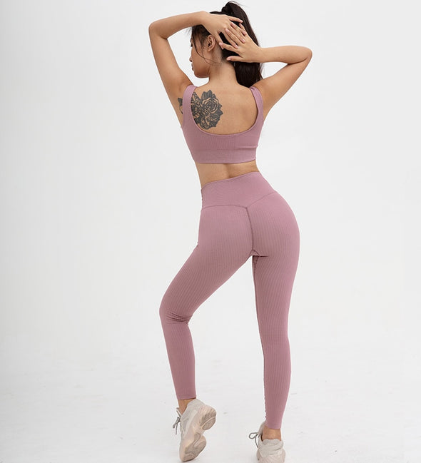 THE RADIANT  LP Sports Tops / Leggings